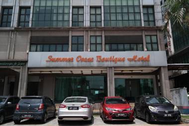 Summer Oscar Boutique Hotel