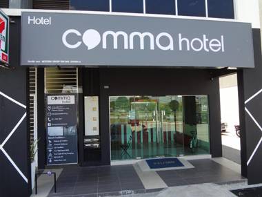Comma Hotel