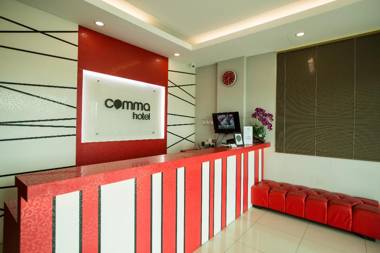 Comma Hotel