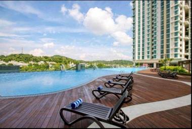 Shaftsbury Putrajaya at Alamanda Mall