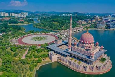 MR HOMESTAY PUTRAJAYA DWIPUTRA