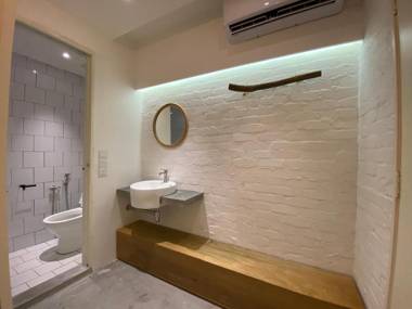 1502A by Mushroom Projects