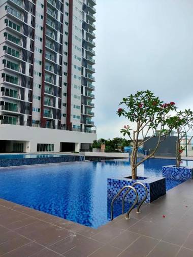 MyHome at Equine Park Seri Kembangan with a View