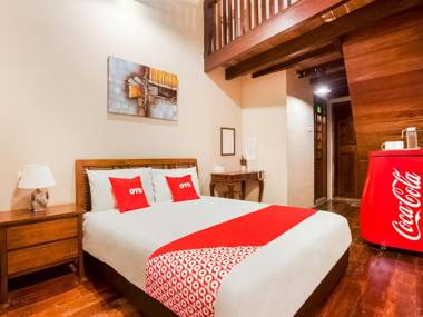 OYO 89481 Rg Heritage Boutique