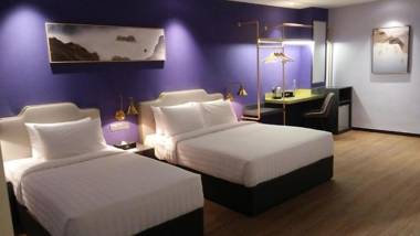 Le Embassy Hotel Georgetown