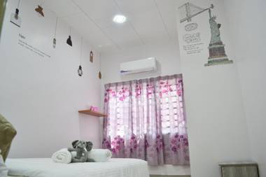 Holidays Vacation Suite