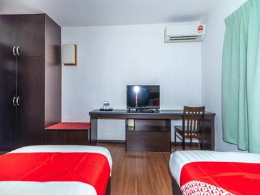 OYO 90036 Eagle Wood Garden