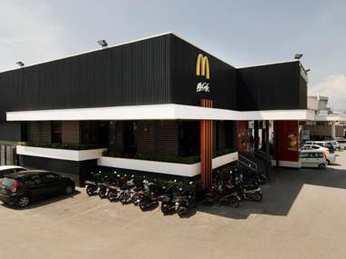 Casa Fina Fine Homes Hotel