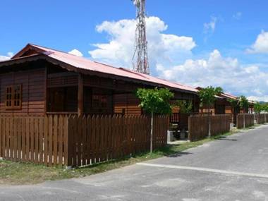Adina Drive In Motel