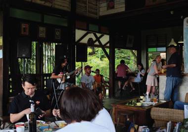 Panji Panji Tropical Wooden Home