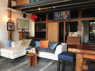 Experience Island Heritage Home
