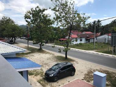 H & Z Langkawi Motel