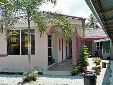 Kampung Guest House