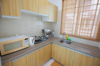 THE ONLY SEA VIEW IN TOWN