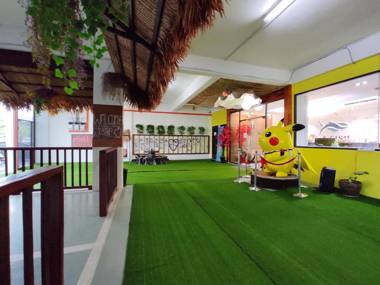 Shell Out Beach Club Suite