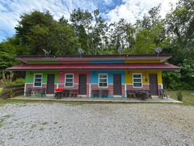 OYO 90605 Nurulhuda Langkawi Hillview Roomstay