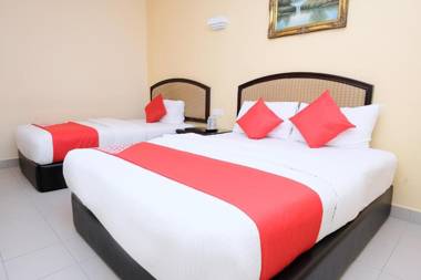 OYO 635 Seven Days Hotel