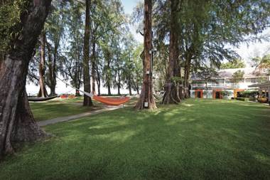 Lone Pine The Boutique Hotel by The Beach