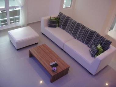 Shamrock Beach Villas Batu Ferringhi Penang