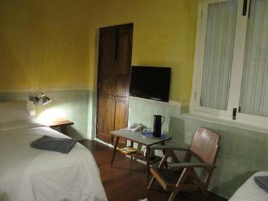 Ren I Tang Heritage Inn