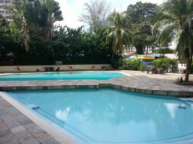 Homz at Batu Ferringhi