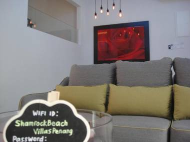 Batu Ferringhi - Shamrock Beach Villas Penang