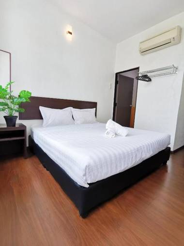 Georgetown Inn by Sky Hive