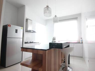 New Luxury Shamrock Beach Villas Seaview