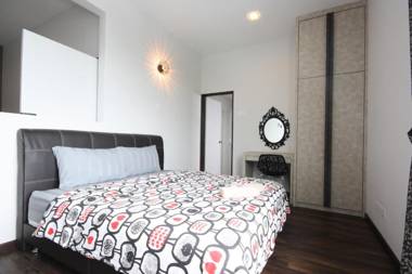 New Luxury Shamrock Beach Villas Seaview