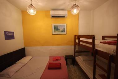 Cocoa Mews Cafe and Homestay