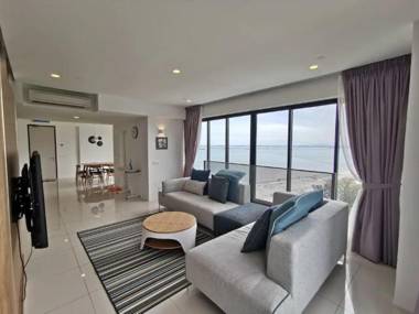 Sunrise Gurney Seaview Duplex 10
