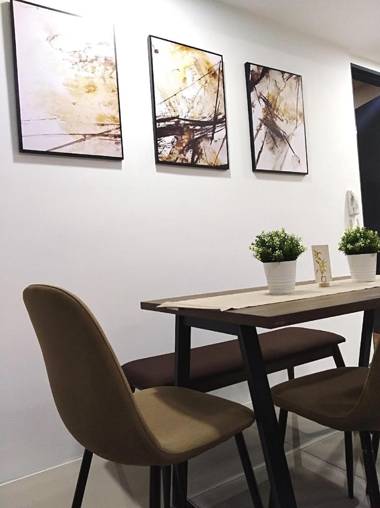 Georgetown Tropicana 218 Sea-View Condo 3R2B