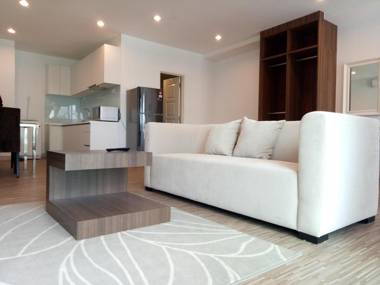 Gurney Luxury Studio