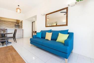 Deluxe Pantai Seaview Batu Ferringhi 2 Bedroom2704