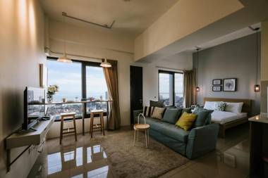 MUJI Studio 2 SeaviewGeorgetownNetflix & TVBox