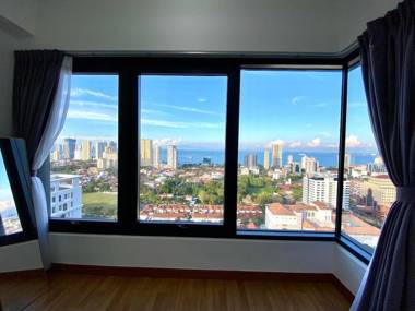 Tropicana 218 Macalister by stayCATion Homestay 