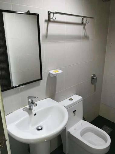 Aircondroom@Medan Inn