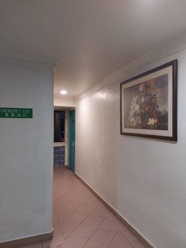 OYO 90171 Centre Inn