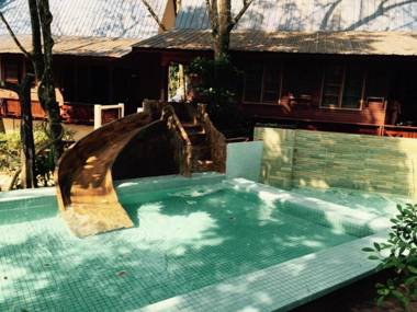 Shari-La Island Resort