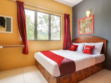 OYO 89656 Melati Hotel Nilai