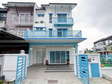 Sekinchan Santorini Villa