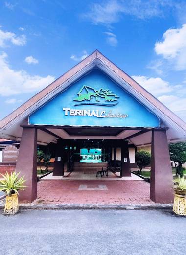 Terinai Lakeview Resort