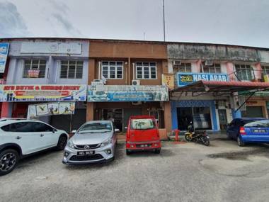 OYO HOME 90325 Au Homestay