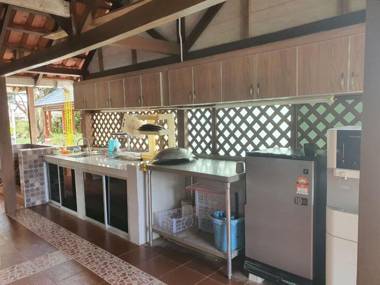 OYO 90347 Villa Temila
