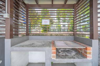 OYO HOME 90182 D' Summit Residence 1bhk YML 3320