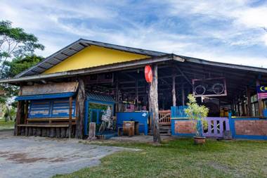 OYO 90320 Iftitah Restaurant & Resort