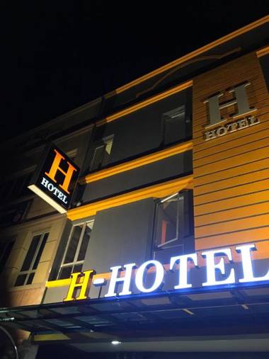 H Hotel