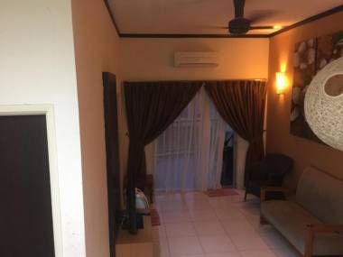 Bestari Homestay @ Gold Coast Morib