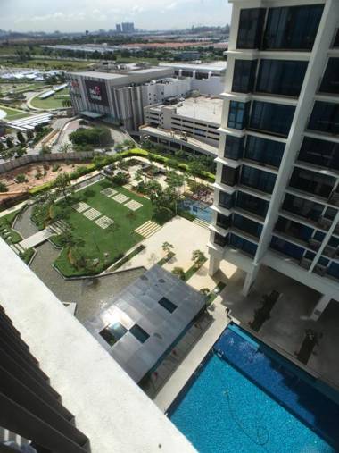 Yamada Residence Trefoil