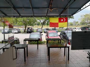 Hotel Kristal Inn Shah Alam